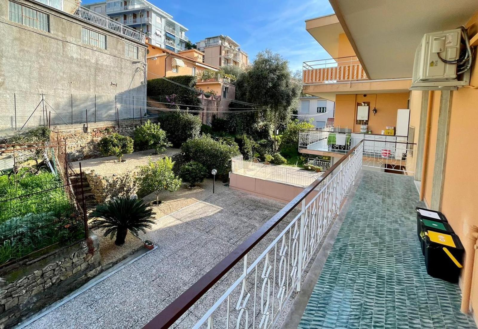 Matchpoint Apartment 圣雷默 外观 照片